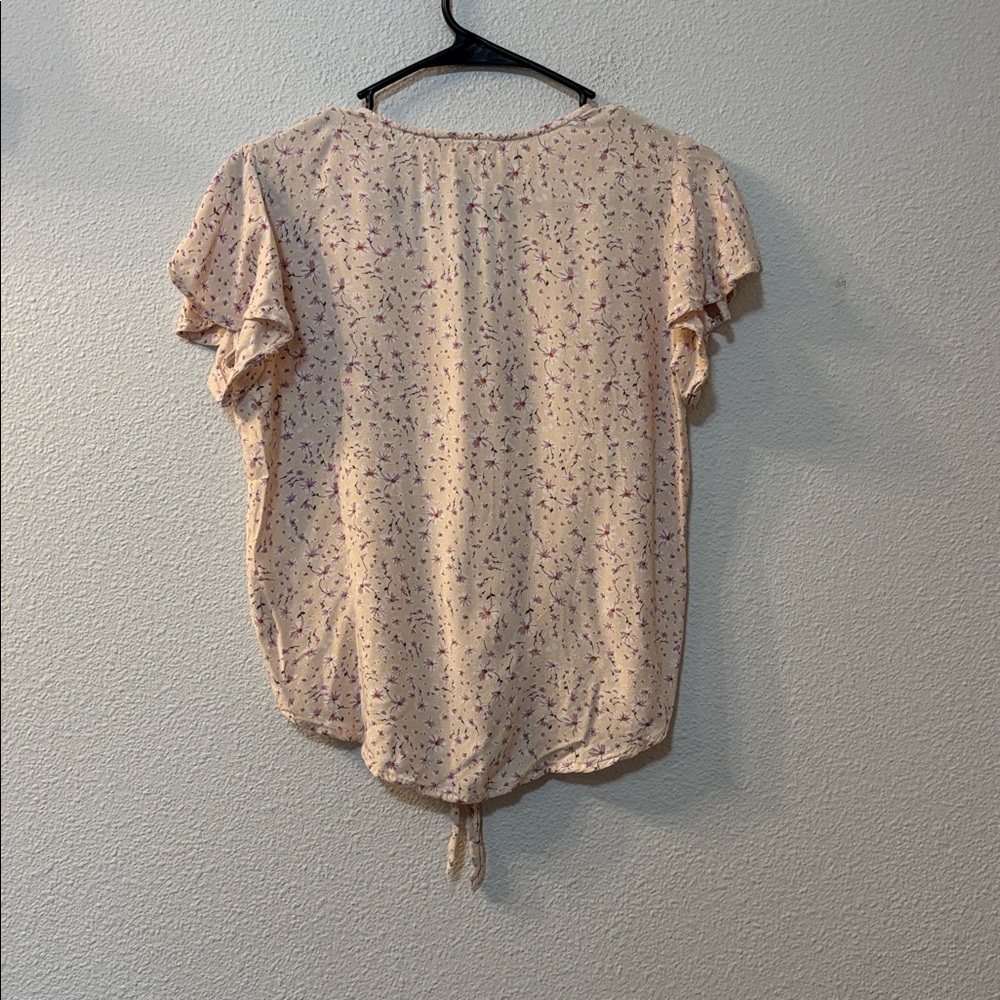 Tie-Front V-Neck Floral Blouse in Light Peach - Picture 6 of 6